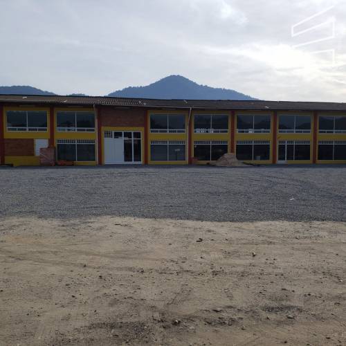 Galp�o no bairro Centro