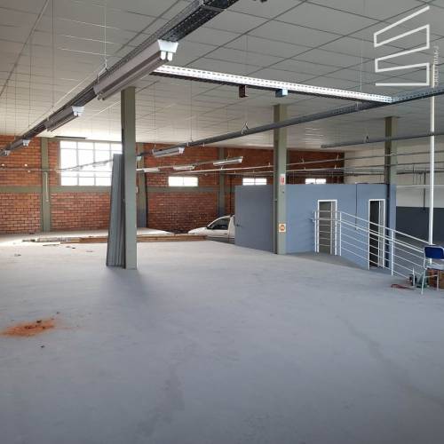 Galp�o no bairro Centro