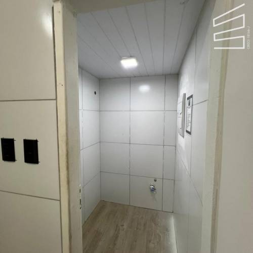 Sala Comercial Edif. Hass