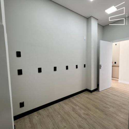 Sala Comercial Edif. Hass