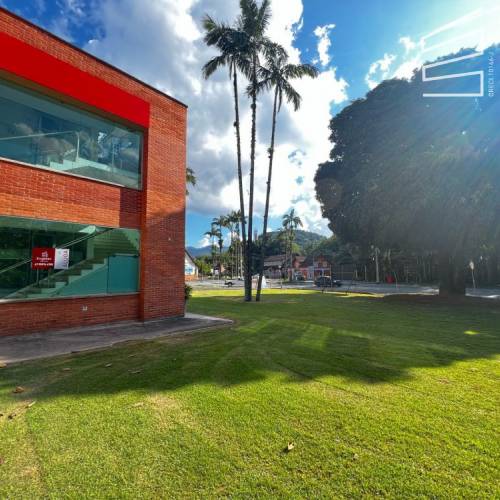 Salas Comerciais Piso superior