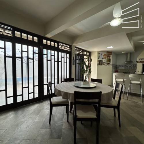 Casa Comercial no Bairro Centro