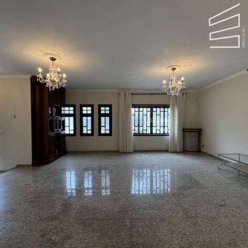 Casa Comercial no Bairro Centro