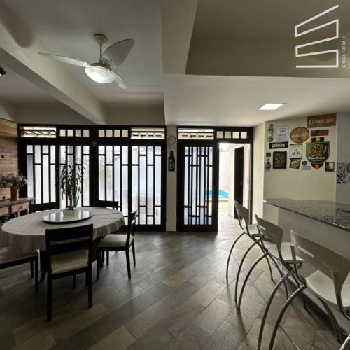 Casa Comercial no Bairro Centro
