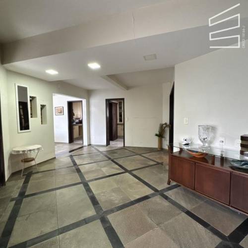 Casa Comercial no Bairro Centro