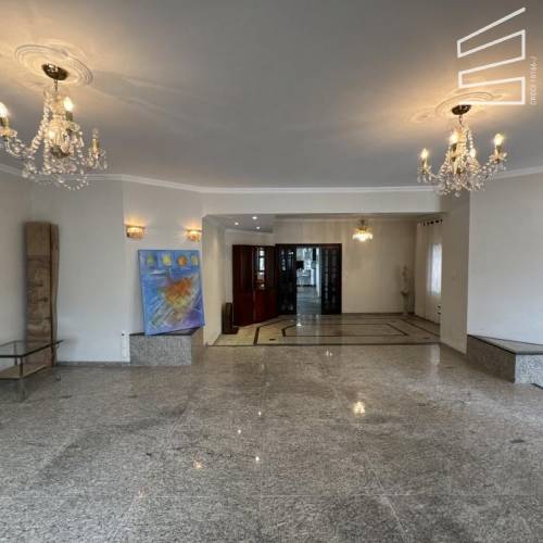 Casa Comercial no Bairro Centro