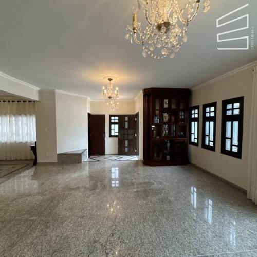 Casa Comercial no Bairro Centro