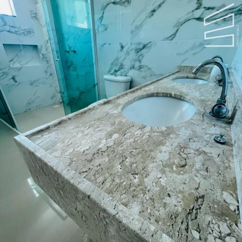 APARTAMENTO NO BAIRRO CZERNIEWICZ