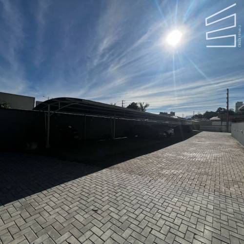 APARTAMENTO NO BAIRRO CZERNIEWICZ