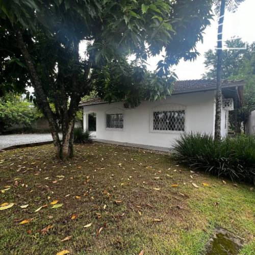 Casa Comercial no Bairro Baependi 