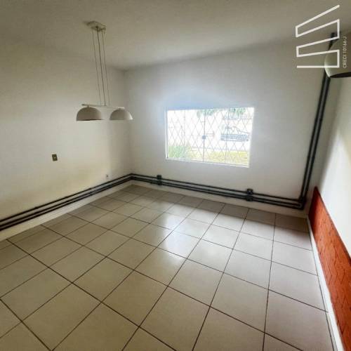 Casa Comercial no Bairro Baependi 