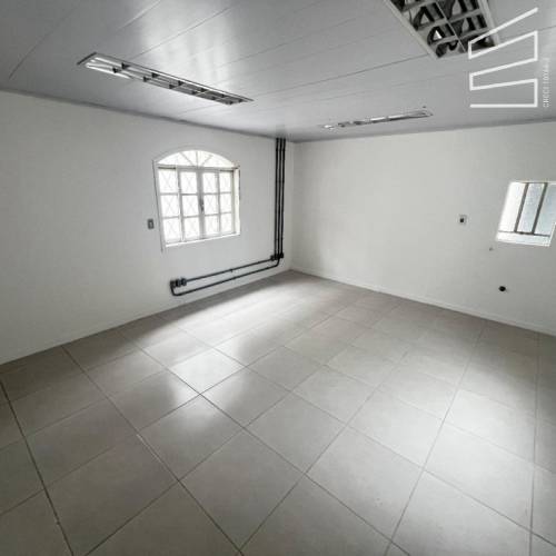 Casa Comercial no Bairro Baependi 