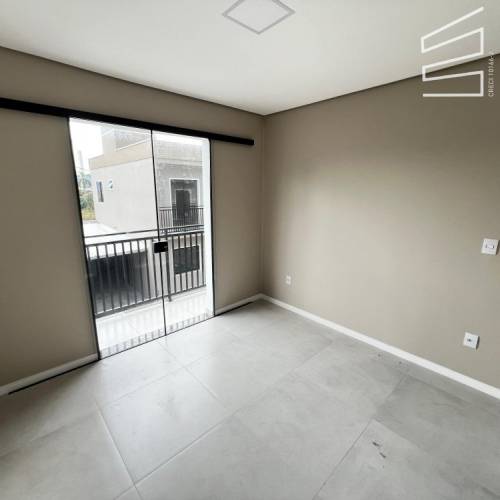 CASA NO BAIRRO VILA LENZI