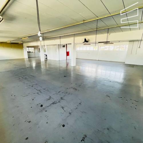 SALA COMERCIAL