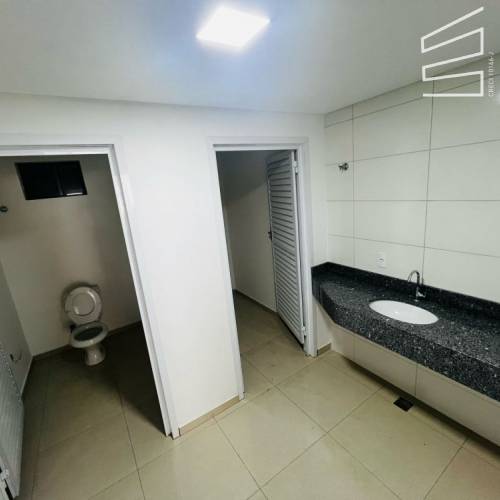 SALA COMERCIAL NO BAIRRO  CENTRO 