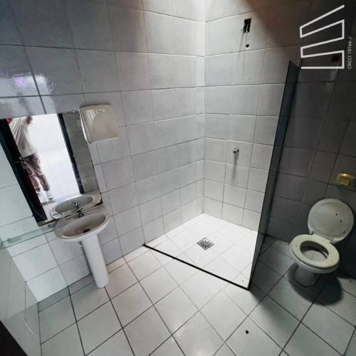 SALA COMERCIAL NO CENTRO