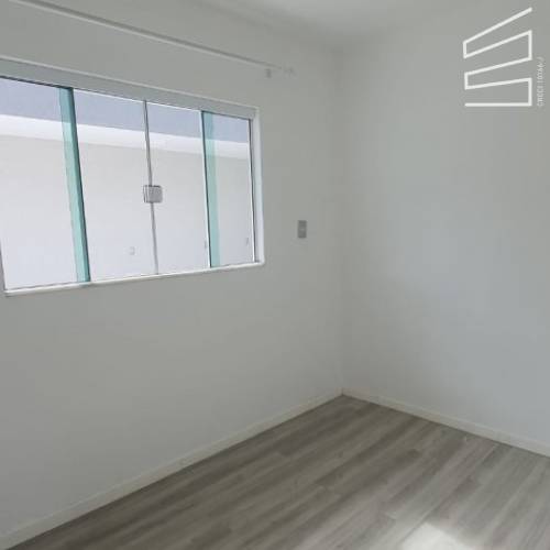 CASA NO BAIRRO VILA LENZI