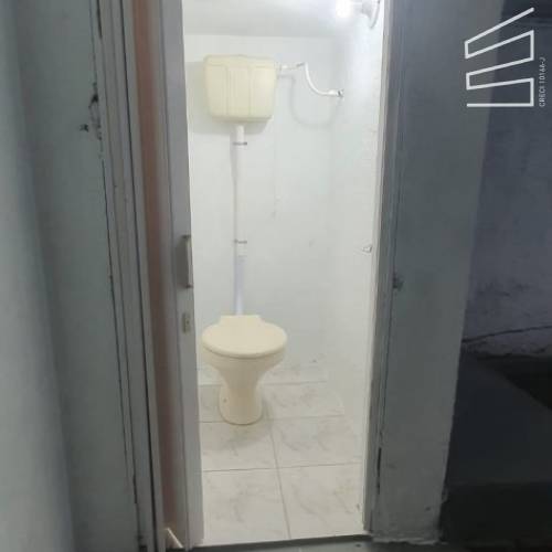 CASA NO BAIRRO VILA LENZI