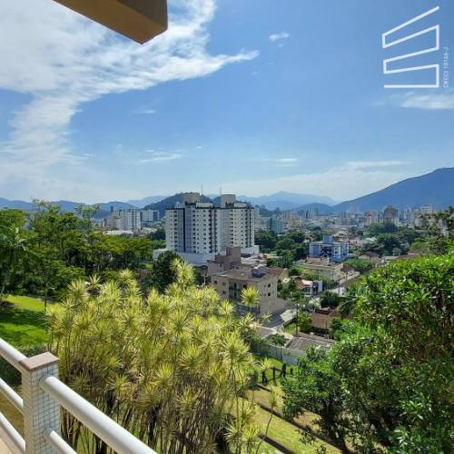 CASA RESIDENCIAL  NO BAIRRO VILA NOVA