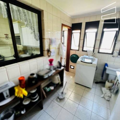 APARTAMENTO NO  BAIRRO CENTRO