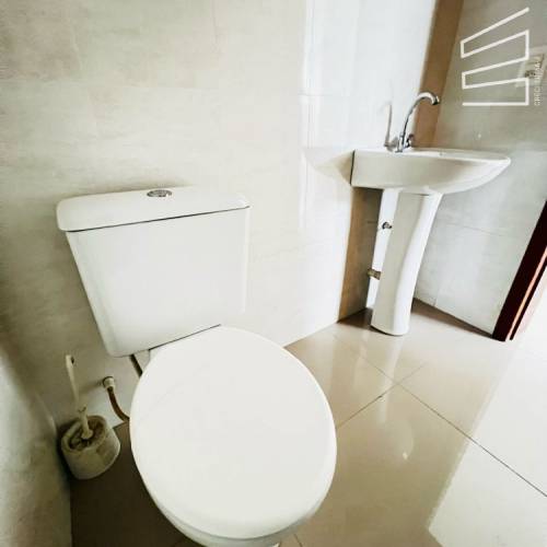 SALA COMERCIAL No bairro ILHA DA FIGUEIRA