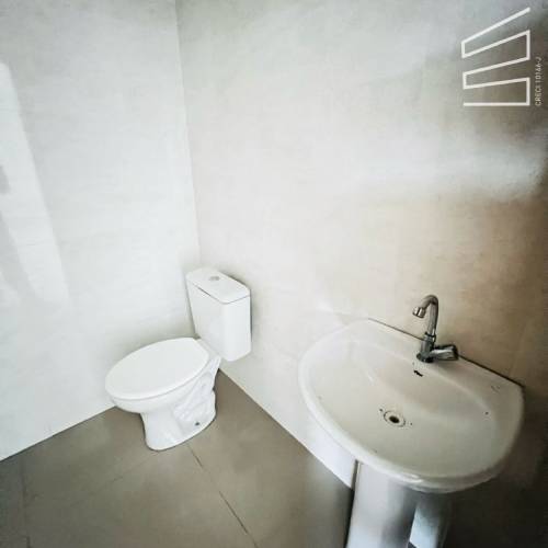 SALA COMERCIAL No bairro ILHA DA FIGUEIRA