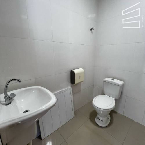 SALA COMERCIAL no bairro iLHA DA FIGUEIRA