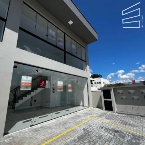 SALA COMERCIAL NO bairro CENTRO 