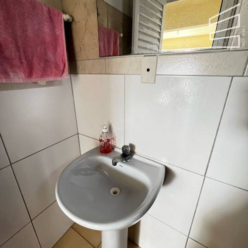 CASA COMERCIAL NO BAIRRO VILA LENZI 