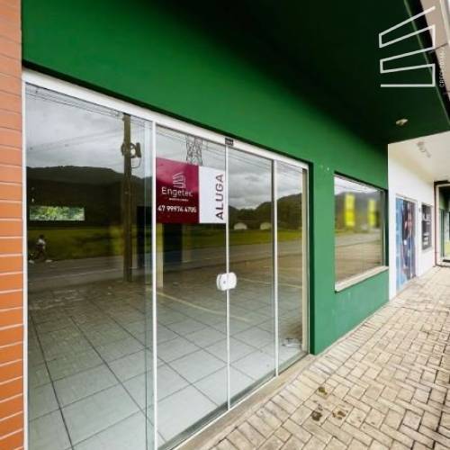 SALA COMERCIAL NO bairro RIO DA LUZ 