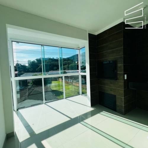 APARTAMENTO NO BAIRRO CZERNIEWICZ	