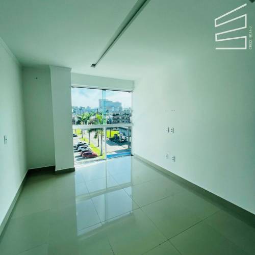 APARTAMENTO NO BAIRRO CZERNIEWICZ	