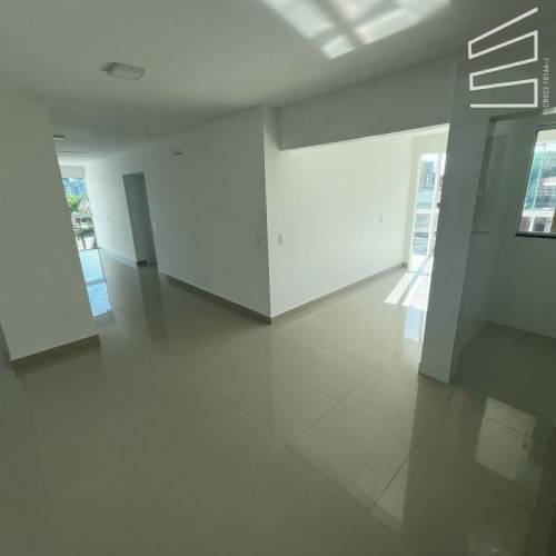 APARTAMENTO NO BAIRRO CZERNIEWICZ	