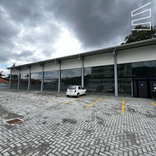 SALA COMERCIAL NO BAIRRO BARRA DO RIO CERRO