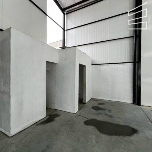 SALA COMERCIAL NO BAIRRO CZERNIEWICZ