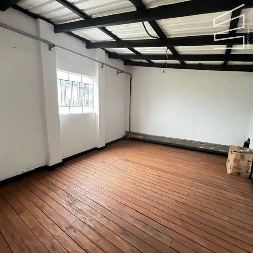SALA COMERCIAL NO CENTRO 