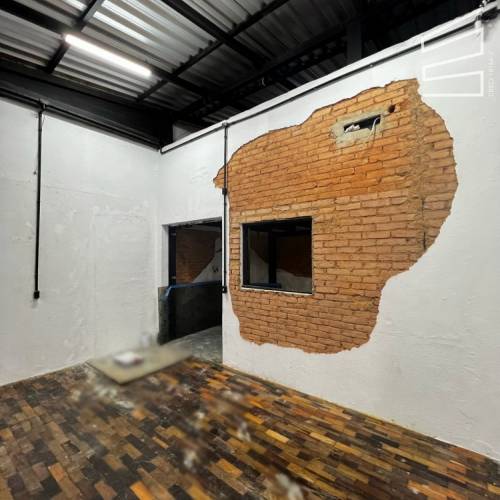 SALA COMERCIAL NO CENTRO 