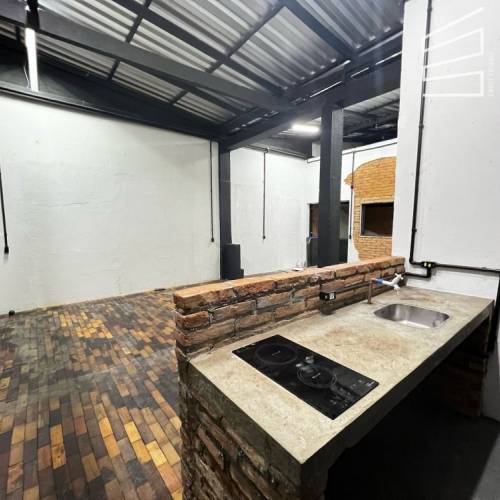 SALA COMERCIAL NO CENTRO 