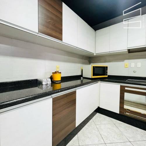 CASA NO BAIRRO CENTRO 