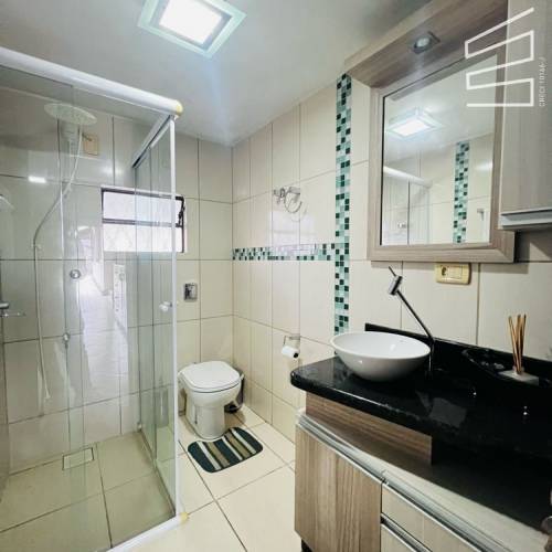 CASA COMERCIAL NO BAIRRO CENTRO 