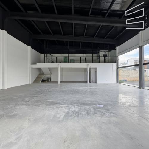 GALPO NO BAIRRO JARAGU ESQUERDO