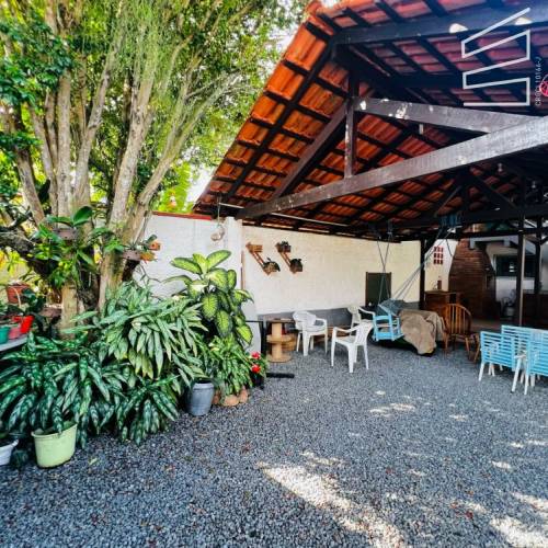 CASA COMERCIAL NO BAIRRO VILA BAEPENDI