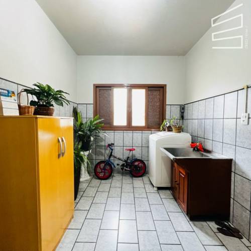 CASA COMERCIAL NO BAIRRO VILA BAEPENDI
