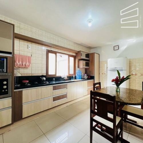 CASA COMERCIAL NO BAIRRO VILA BAEPENDI
