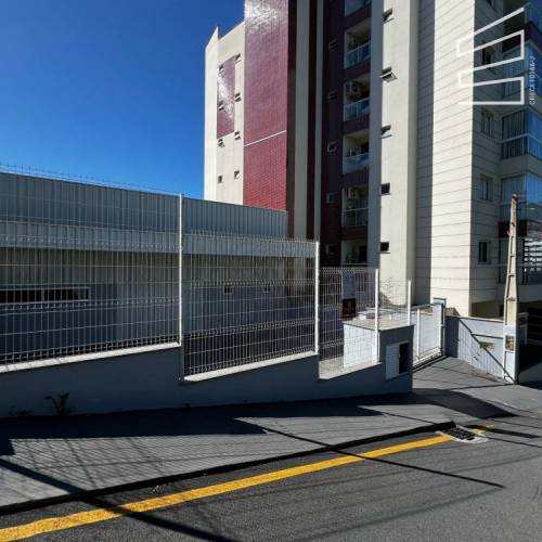 GALPO NO BAIRRO JARAGU ESQUERDO