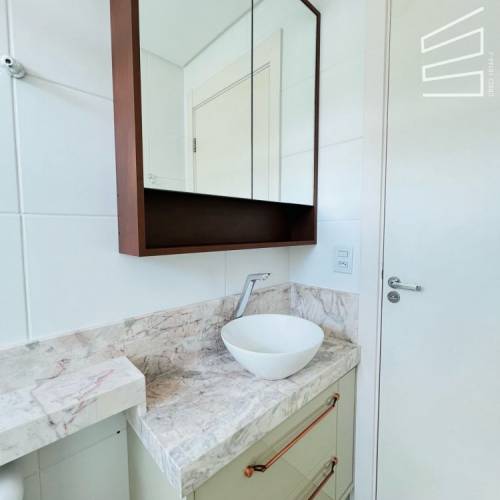 APARTAMENTO NO BAIRRO CENTRO 
