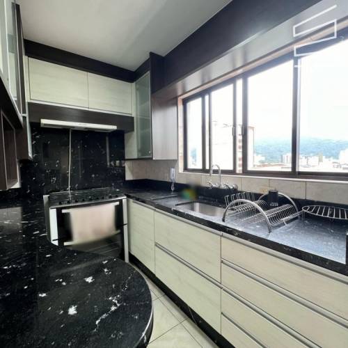 APARTAMENTO MOBILIADO NO BAIRRO CENTRO 