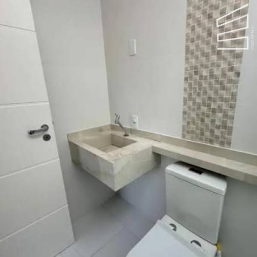 CASA  NO BAIRRO  CENTRO 