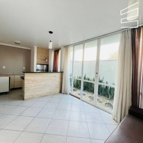 CASA NO BAIRRO VILA NOVA