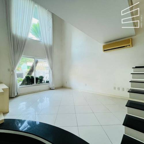 CASA NO BAIRRO VILA NOVA